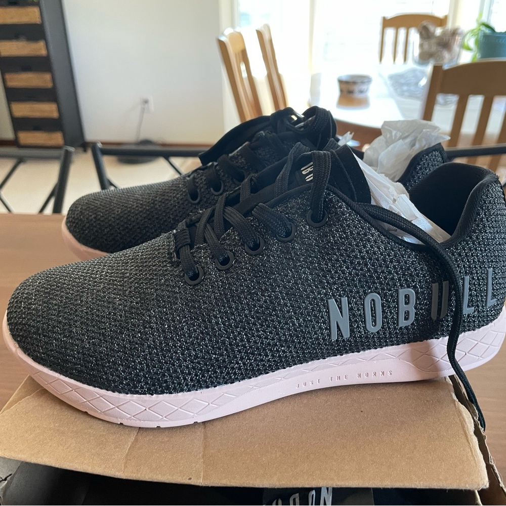 NoBull dusty pink trainers new in box